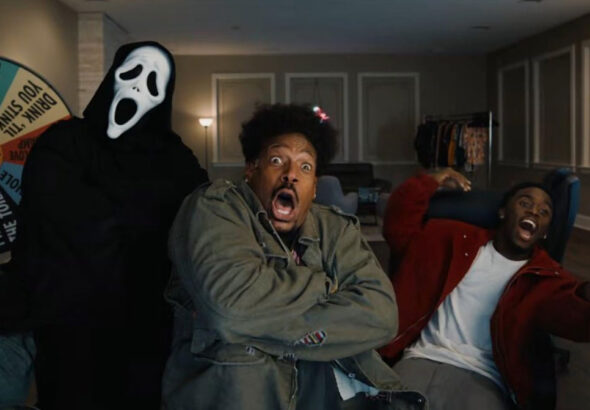 Scary-Movie-terrorificamente-incorrecta-escenas-7